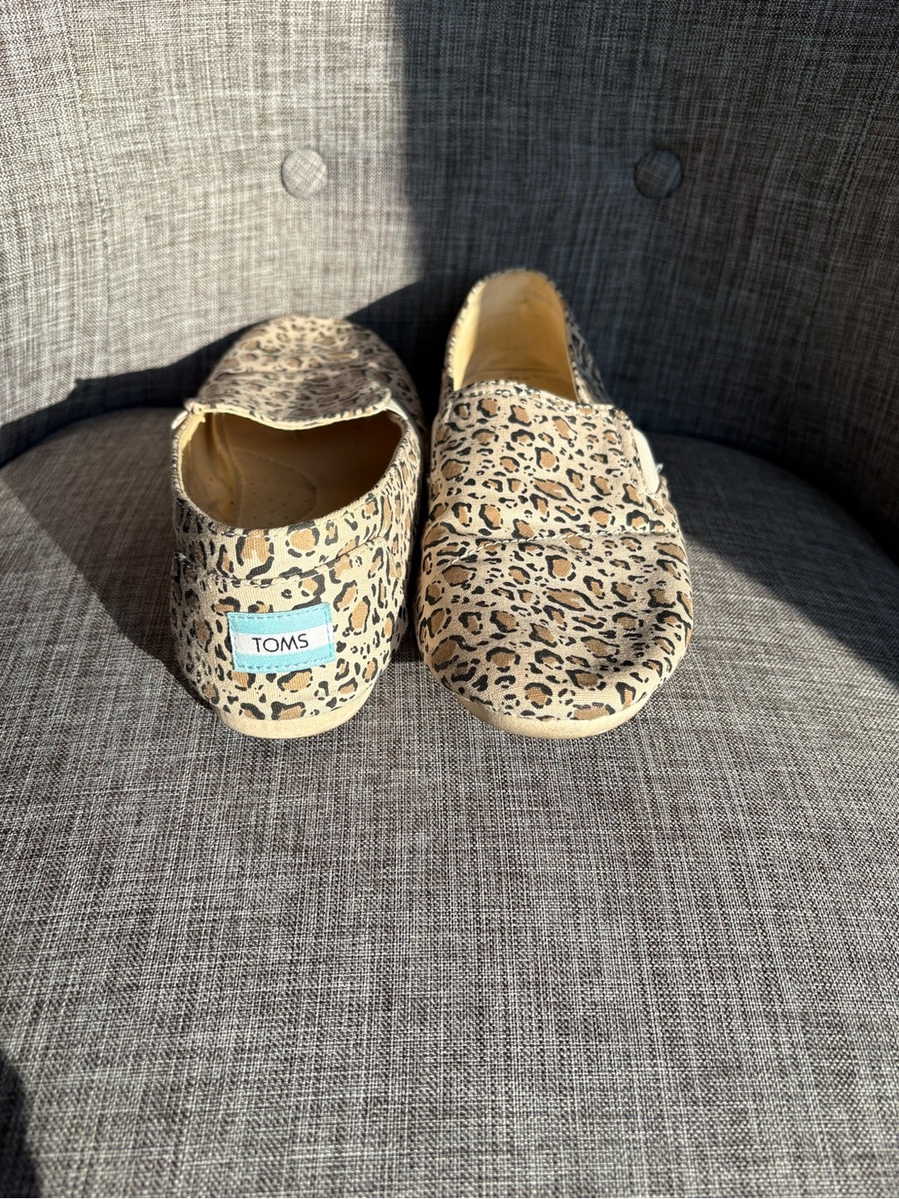 TOMS Women’s Leopard Print Slip-On Shoes - Tan/Black SZ. 9.5